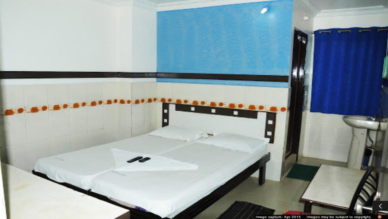 Hotel Manorama Inn Khammam Exterior photo